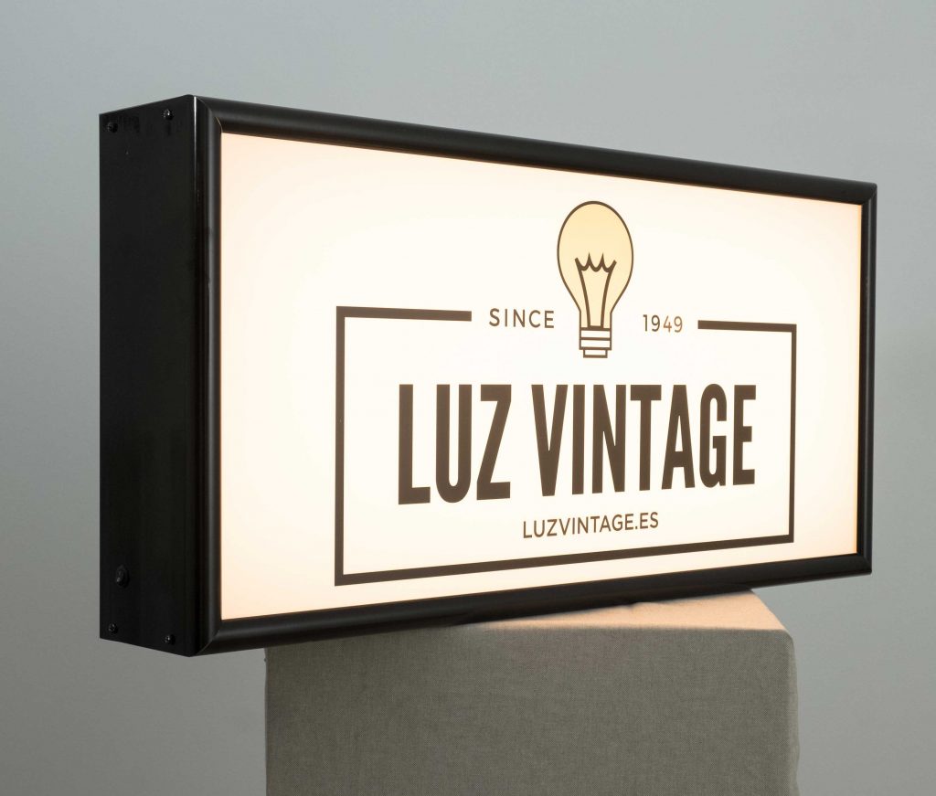 cartel luminoso vintage con vinilo impreso y led integrado