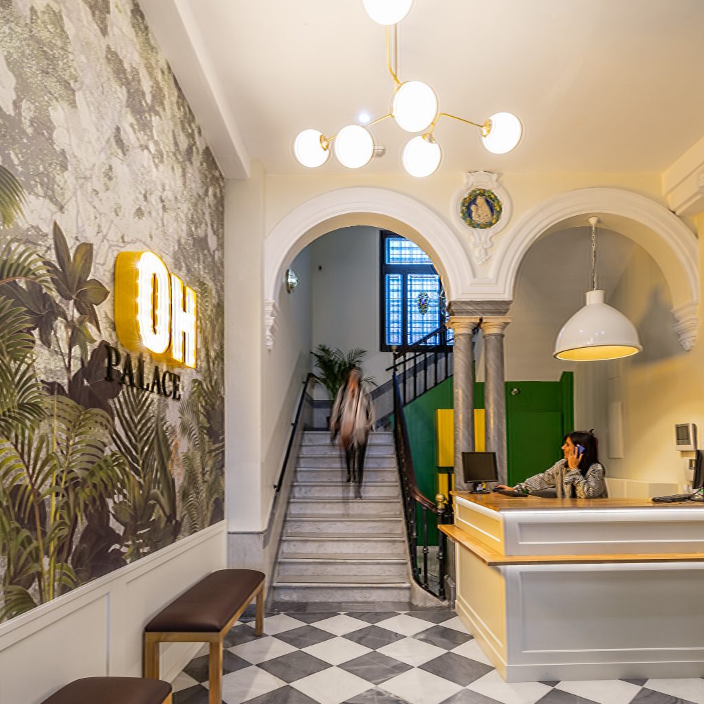 lobby hostal ahora