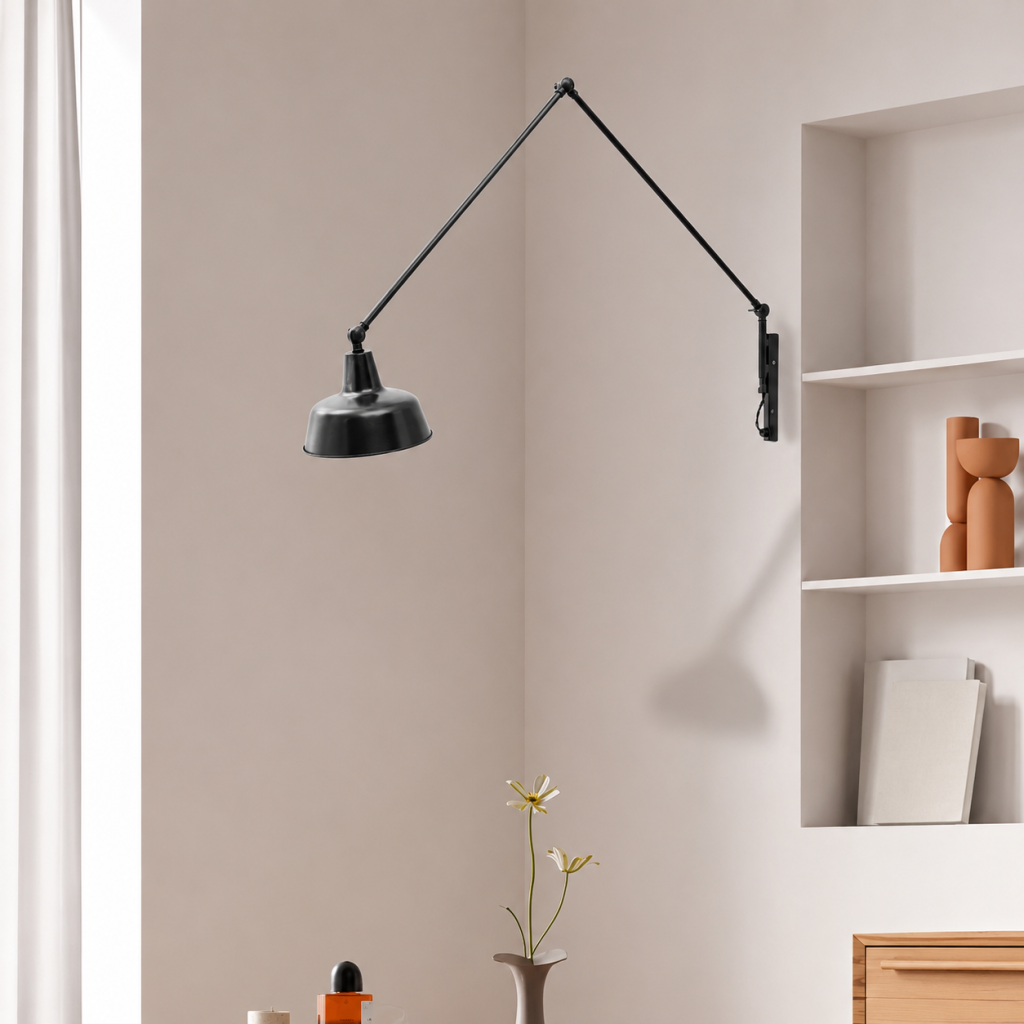 Aplique de pared vintage articulado negro con dos brazos móviles y pantalla metálica orientable.